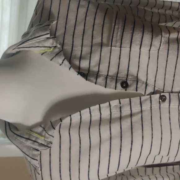 Button Down Top - Picture 3 of 5